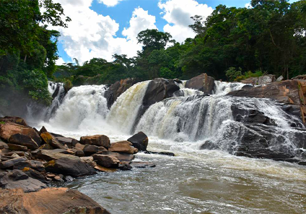 Cachoeira Linda